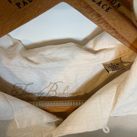 Tommy Bahama Men's Large Las Vegas Poker Short Sleeve Shirt - Picture 4 of 4